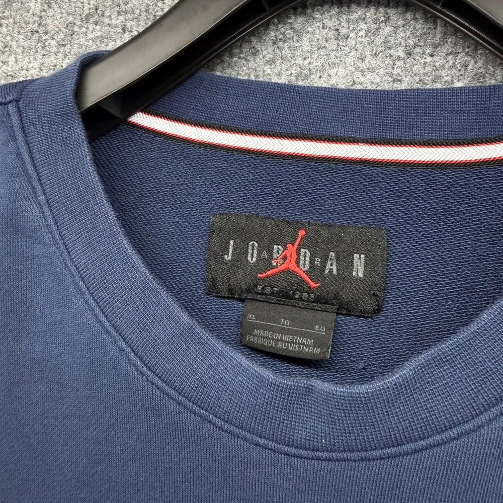 Men's‎ Jordan Essentials Flight Club Graphic Size XL Fleece Crewneck Sweatshirt